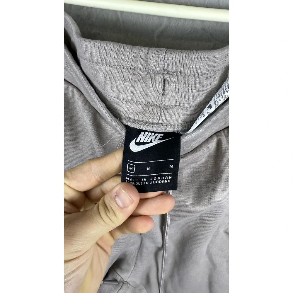 Nike Pants Mens Medium Gray Joggers Sweatpants‎ Tapered Cuffed Logo Athletic